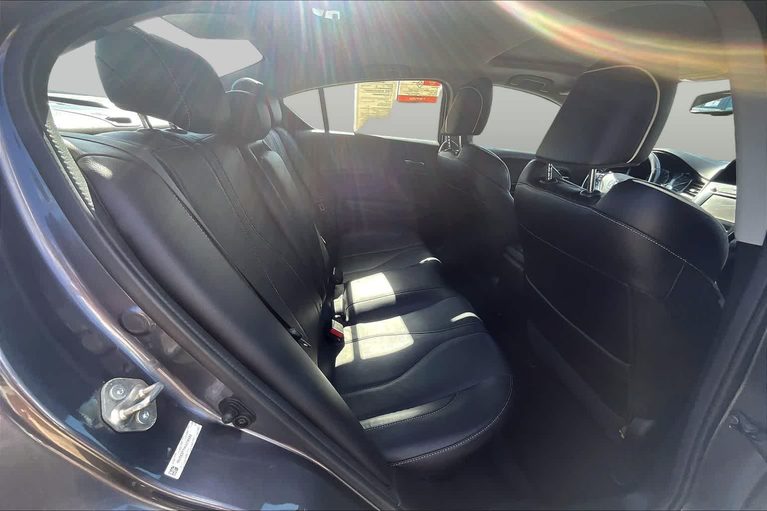 Used 2019 Modern Steel Metallic Acura w/Premium Pkg image 21