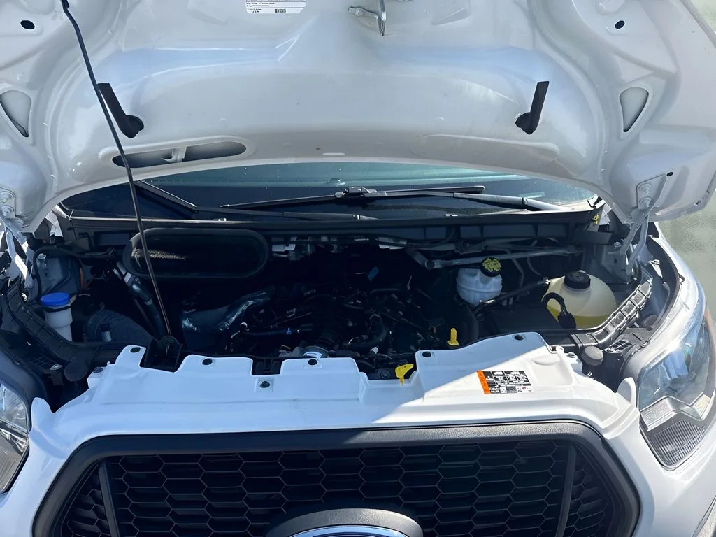 Used 2024 White Ford XL image 27