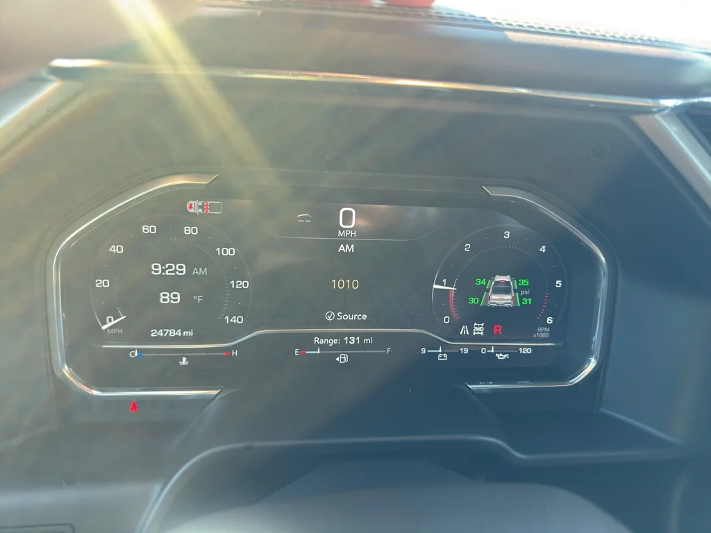 Used 2025 Sterling Metallic GMC Denali image 27