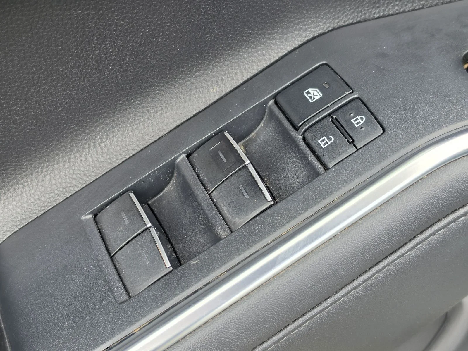Used 2022 Silver Toyota Limited image 26