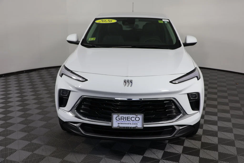 Used 2026 Summit White Buick Preferred image 3