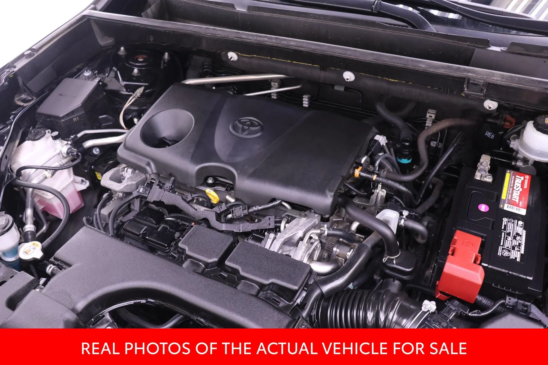 Certified Used 2019 Black Toyota XLE Premium image 17