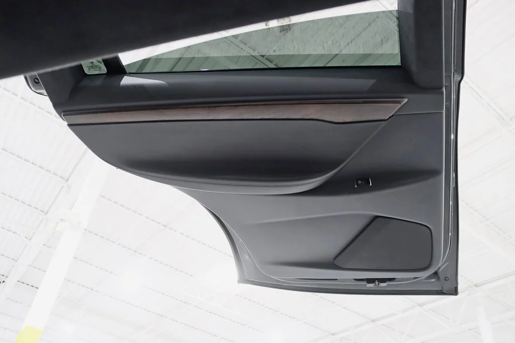 Used 2020 Black Tesla Long Range image 34