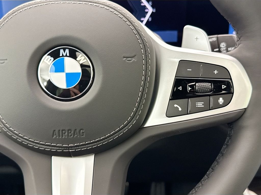 Used 2026 Gray Metallic BMW xDrive40i image 13