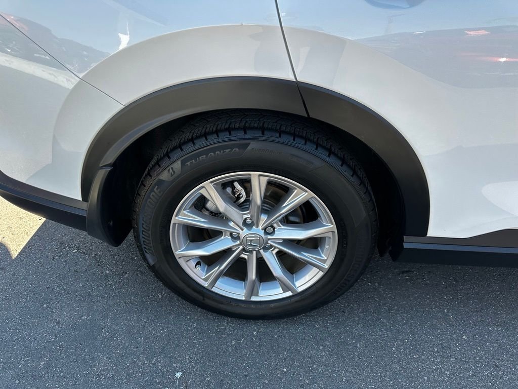 Used 2024  Honda EX-L image 11