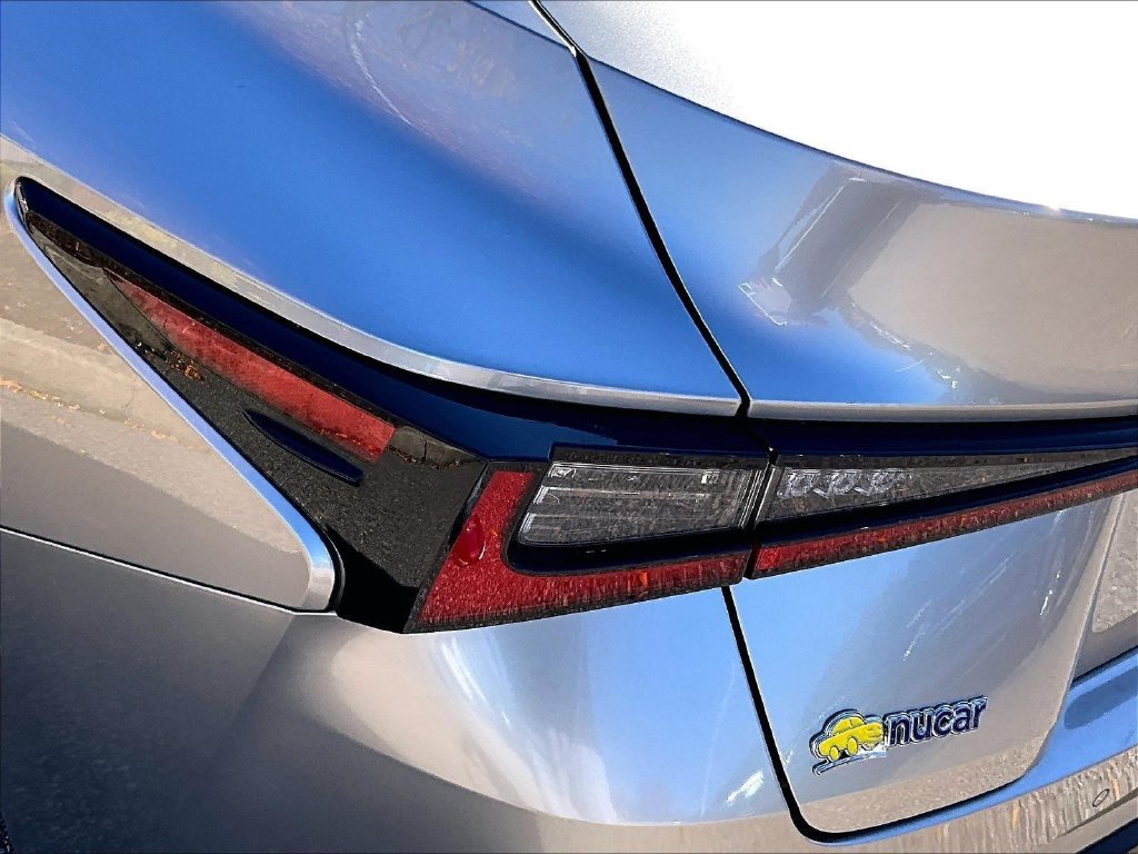 Used 2021 Silver Lexus 300 image 33