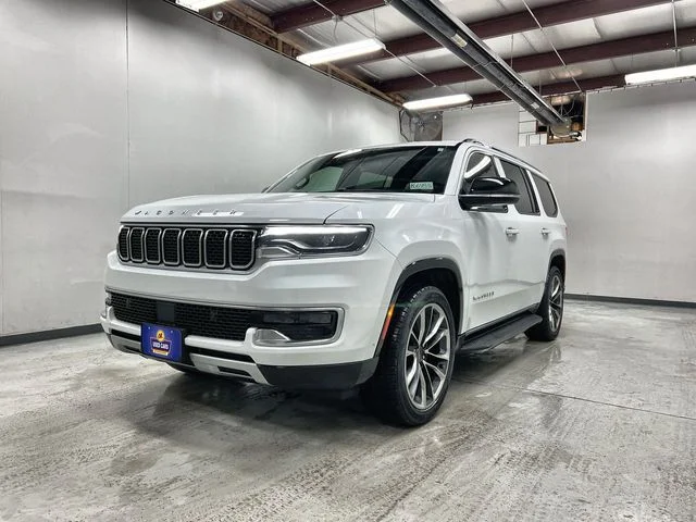 2023 Jeep Wagoneer Series II's photo