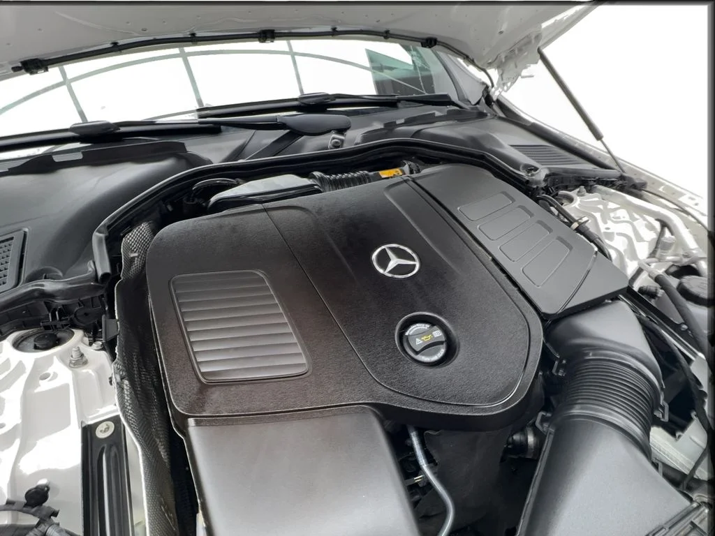 Used 2024 White Mercedes-Benz C 300 image 18