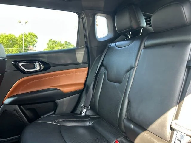 Used 2024 None Jeep Limited image 17