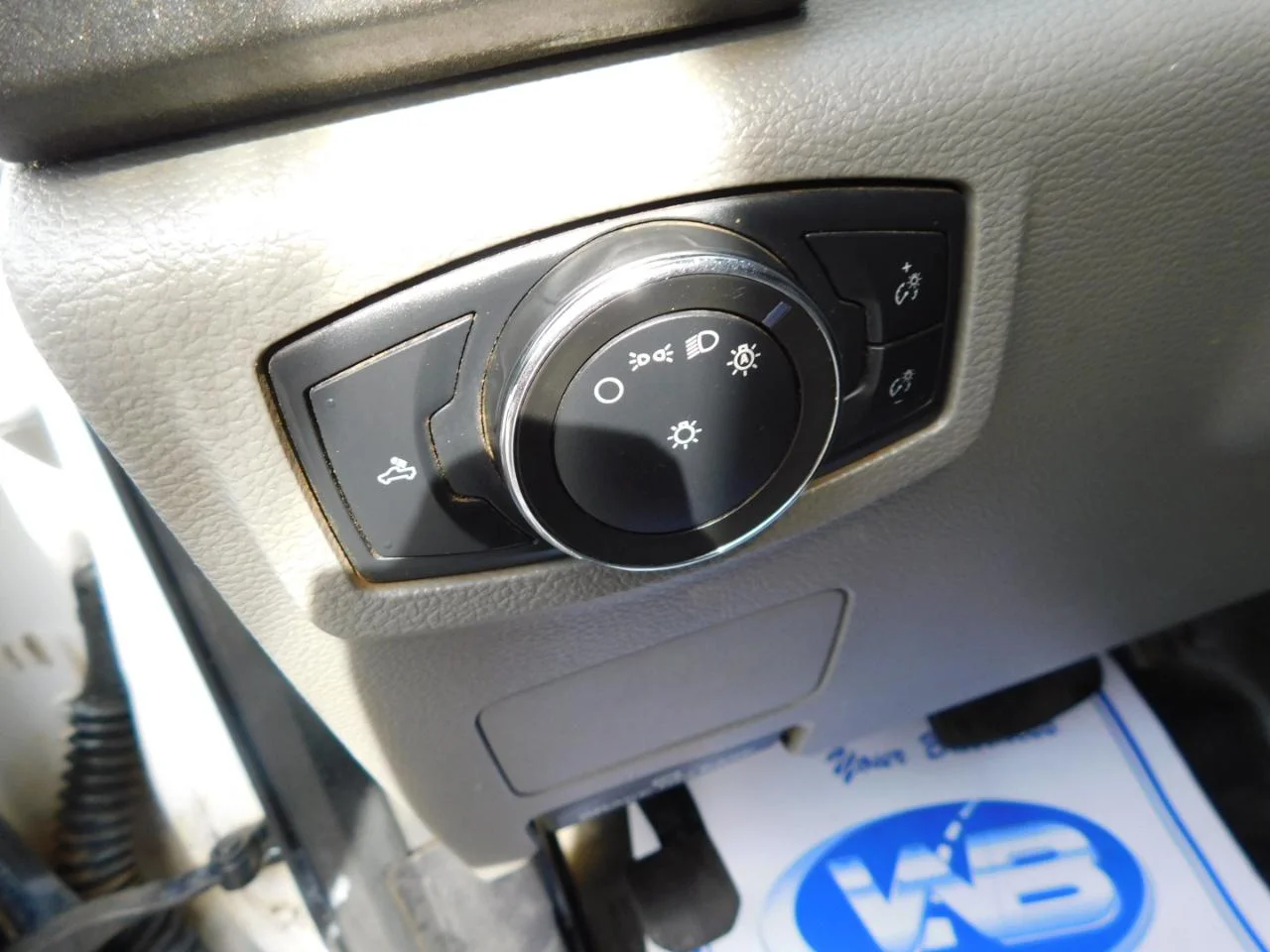 Used 2020 White Ford XL 4WD Crew Cab 6.75 ft Box image 31