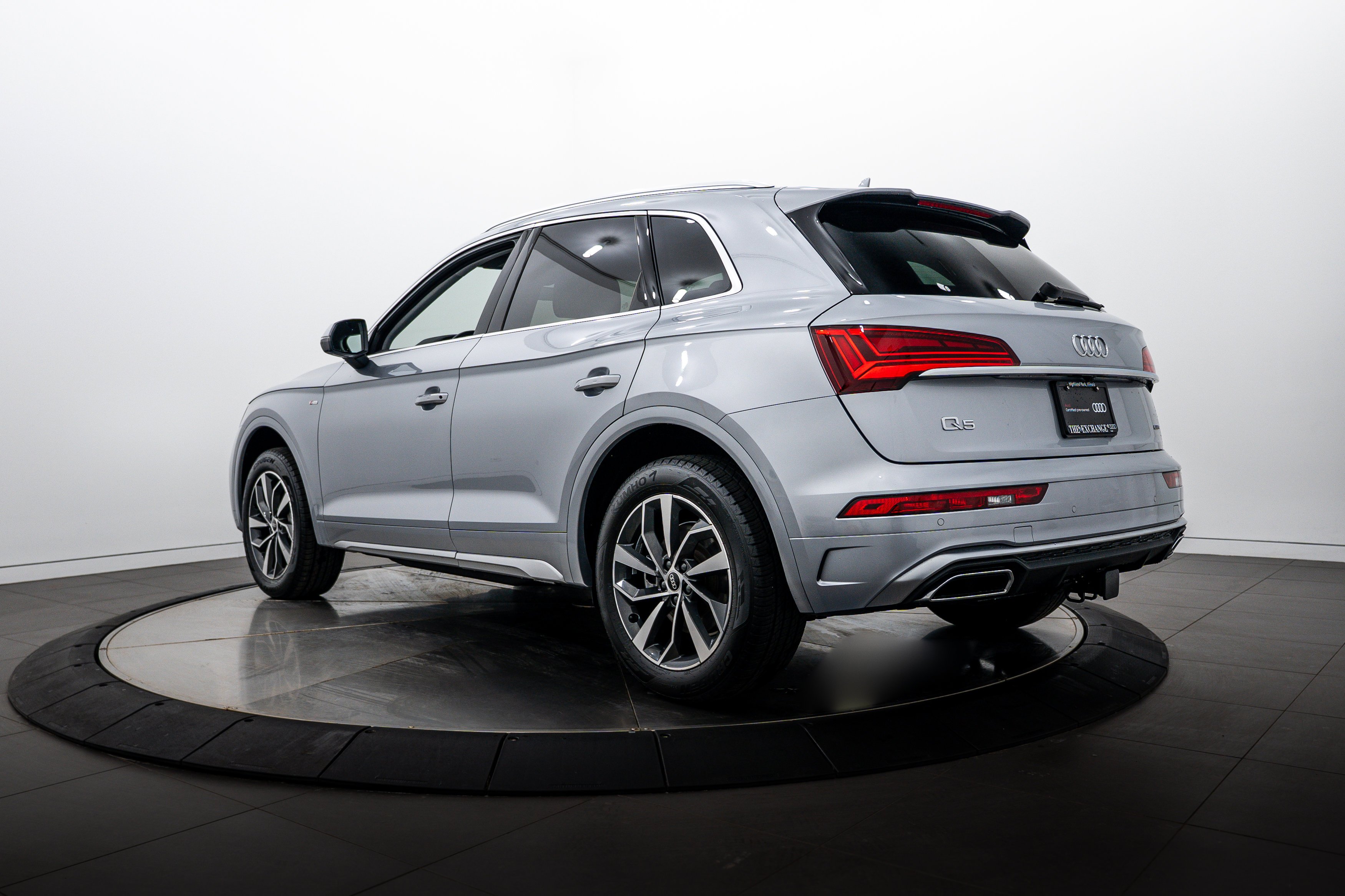 Certified Used 2023 Florett Silver Metallic Audi S line Premium Plus image 5