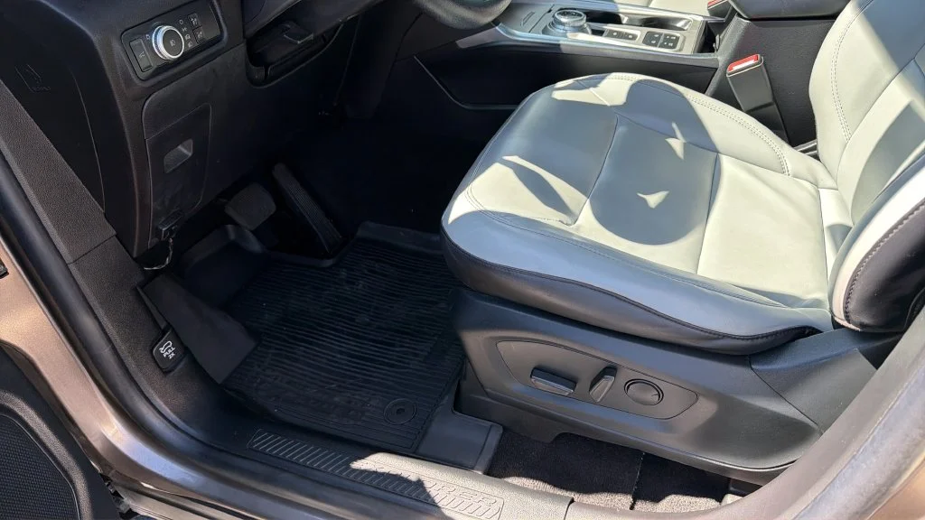 Used 2021 Gray Ford XLT image 18