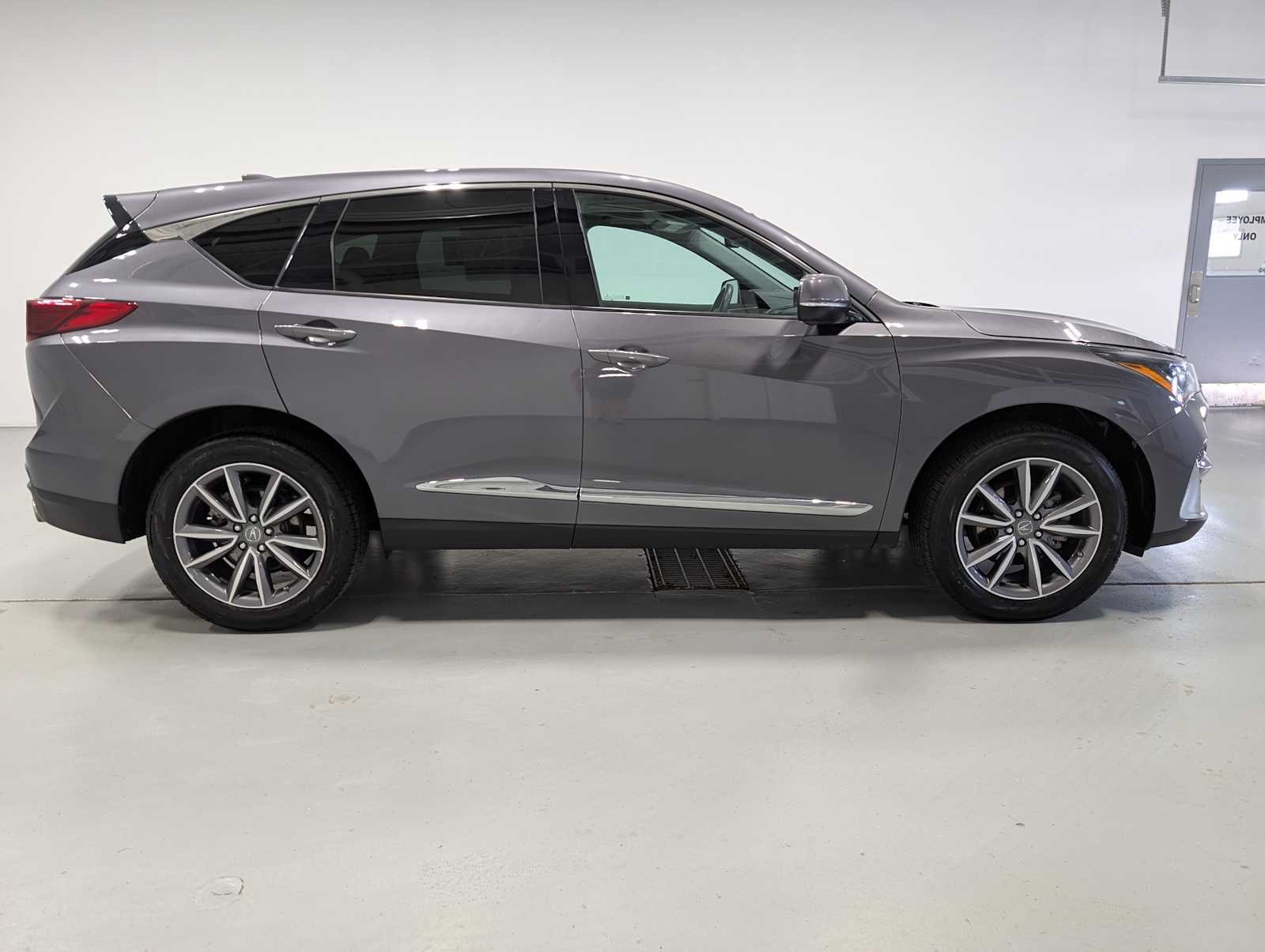 Used 2020 Modern Steel Metallic Acura SH-AWD with Technology Package image 7