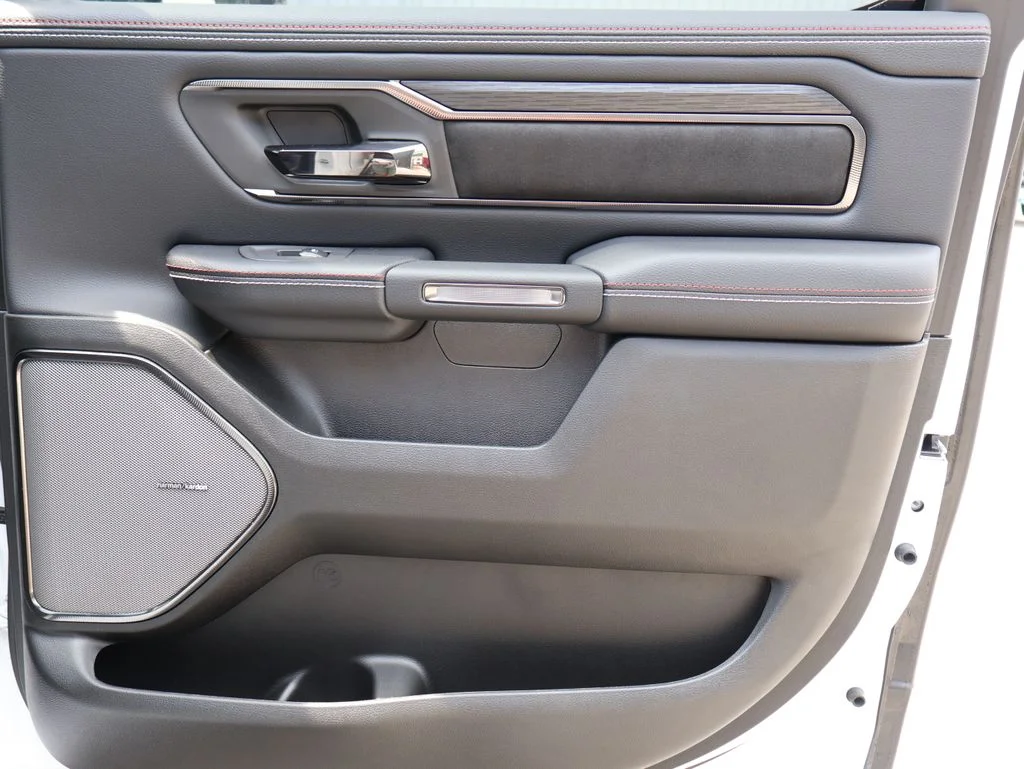 New 2026 Bright White Clear-Coat Exterior Paint RAM Laramie image 11