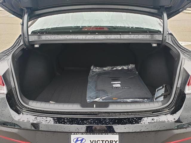 New 2026 Black Hyundai SEL Sport image 7