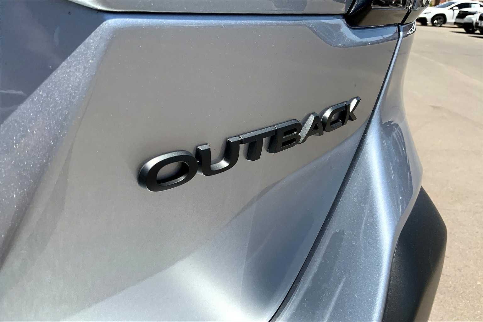 Certified Used 2025 Ice Silver Metallic Subaru Onyx Edition image 15