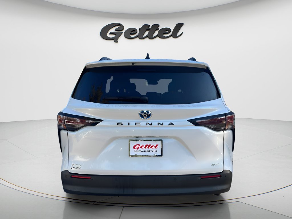 Used 2025 Beige Toyota XLE image 6