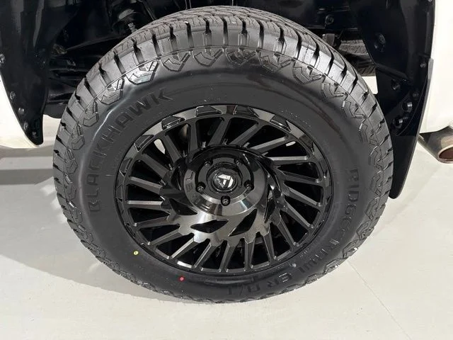 Used 2019 White Toyota Platinum image 7