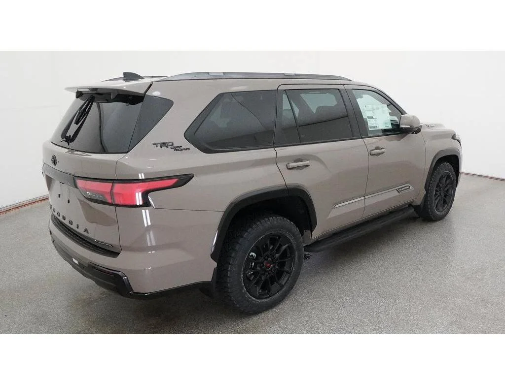 New 2026  Toyota Platinum image 9