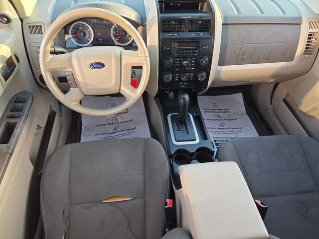 Used 2011 White Ford XLS image 7