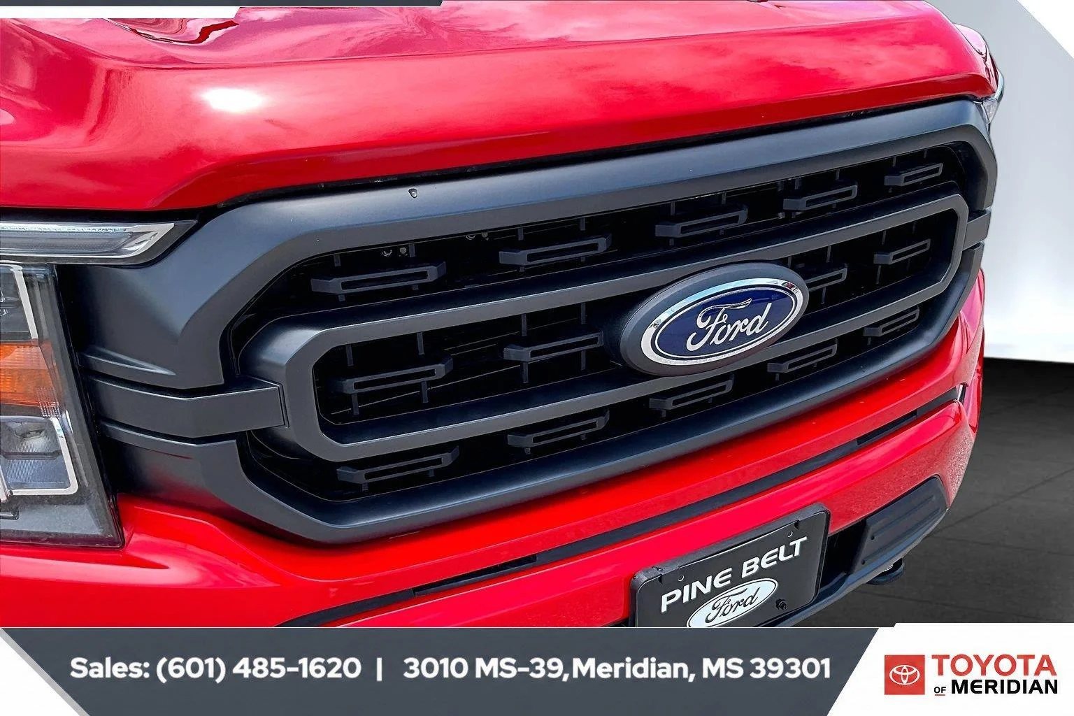 Used 2023 Race Red Ford XLT image 21