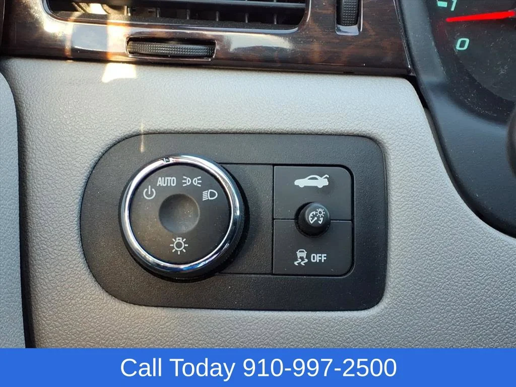 Used 2012 SUMMIT WHITE Chevrolet LT Fleet image 20