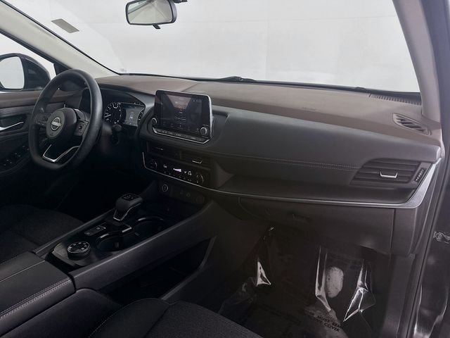 Used 2023 Black Nissan SV image 27