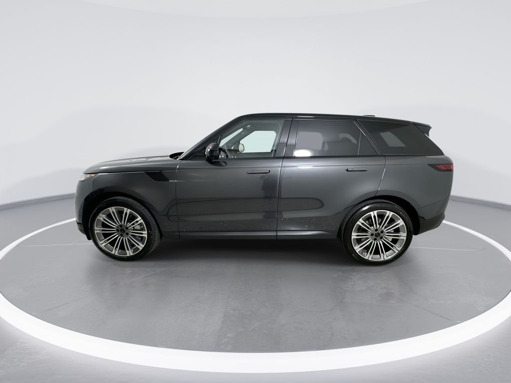 New 2026 Carpathian Grey Land Rover SE image 5