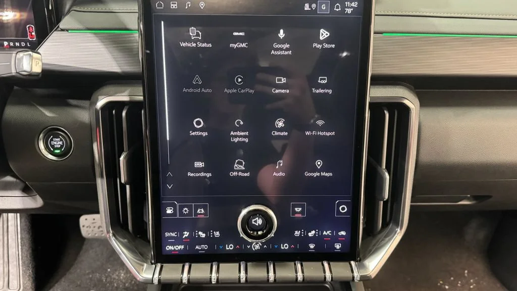 New 2027 Volcanic Red Tintcoat GMC AT4 image 15