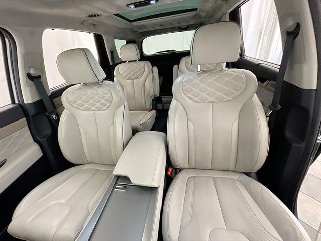 Used 2021 Gray Hyundai Calligraphy image 21