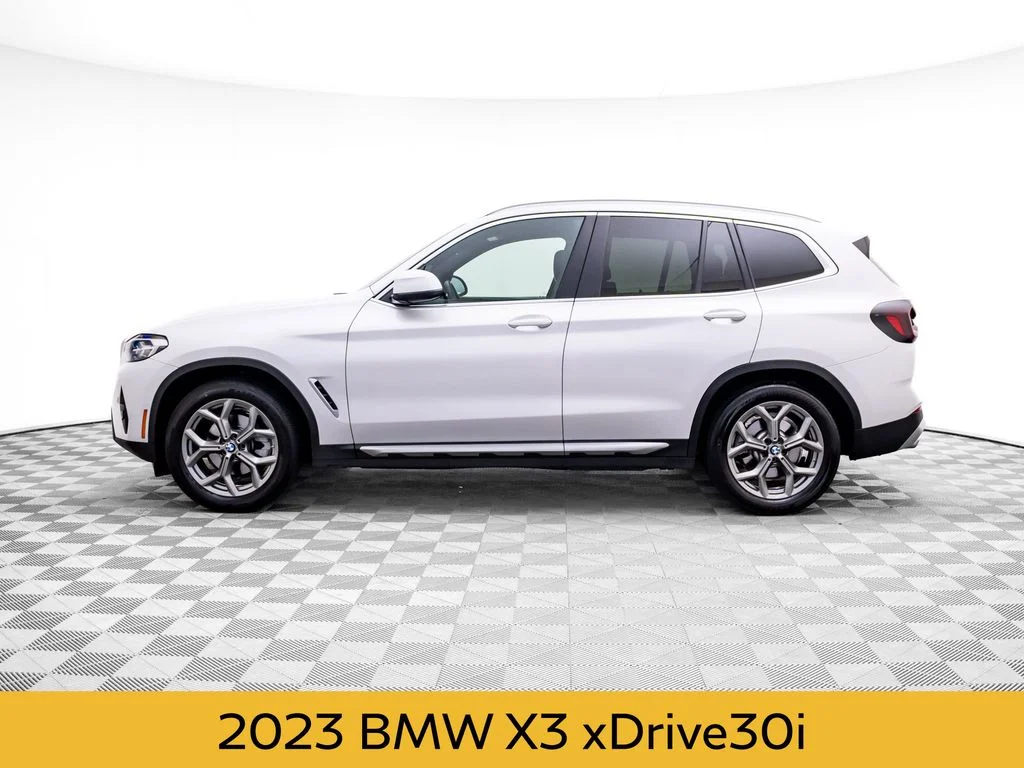 Used 2023 White BMW xDrive30i image 2