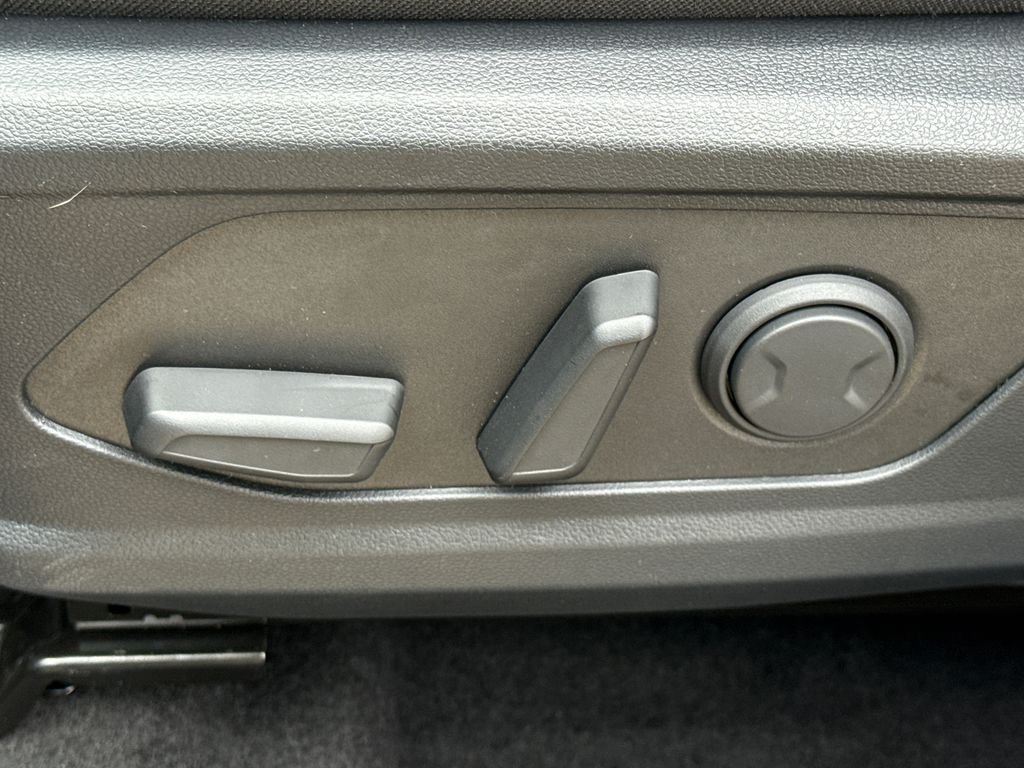 Certified Used 2026 Blue Hyundai SEL image 20