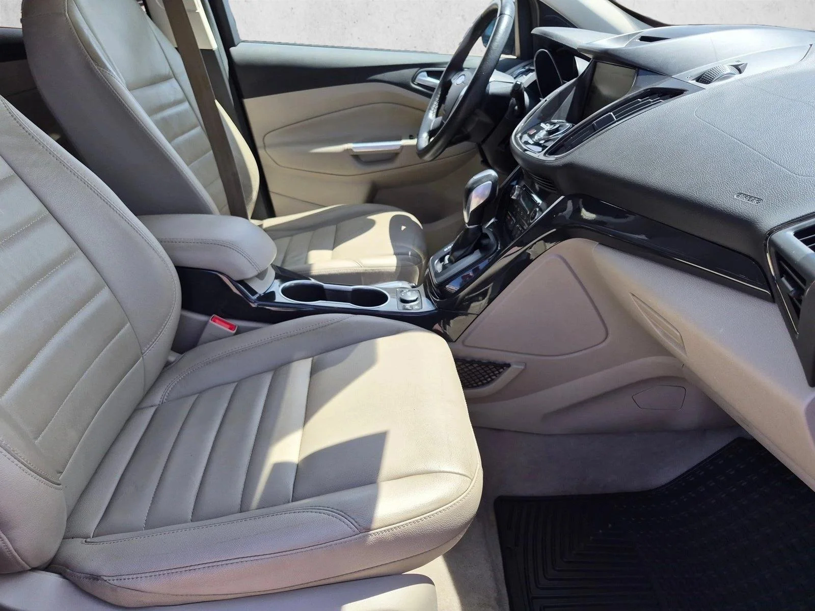 2015 Ford Escape Titanium - Photo 22