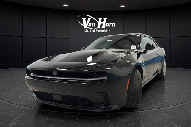 Used 2025 Diamond Black Dodge R/T Scat Pack image 3