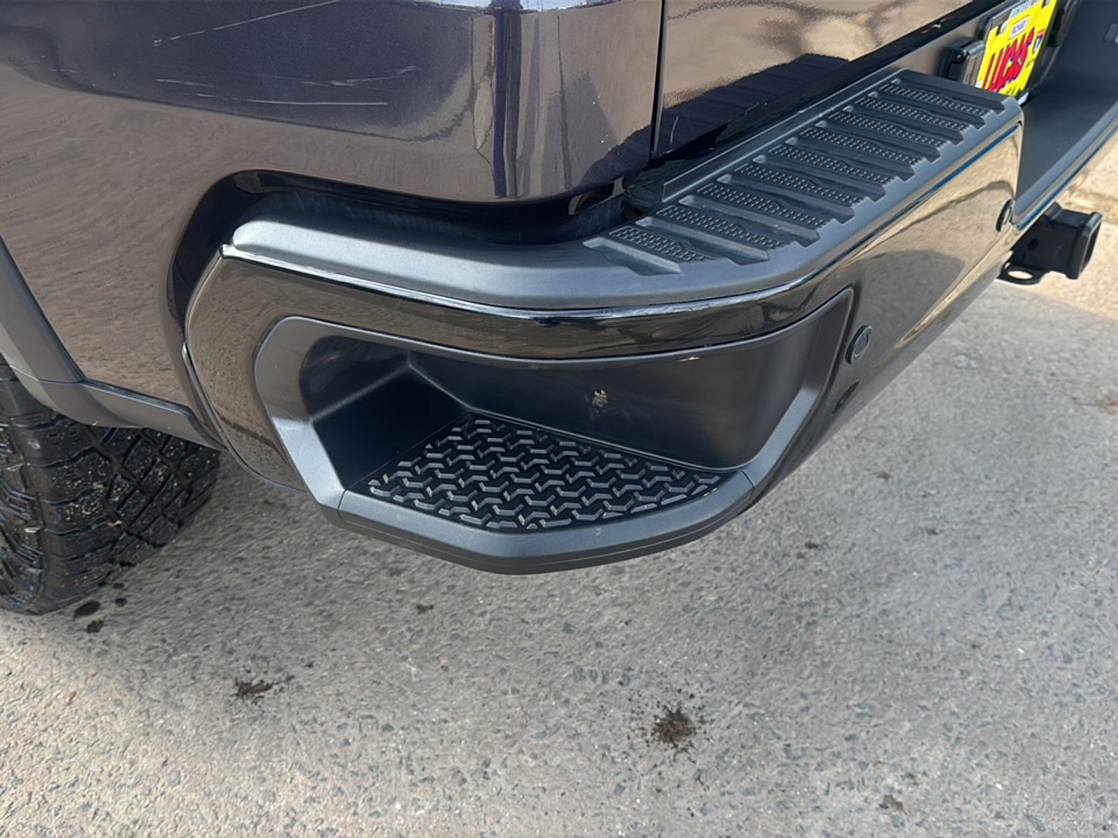 2024 Chevrolet Silverado 1500 ZR2 - Photo 46