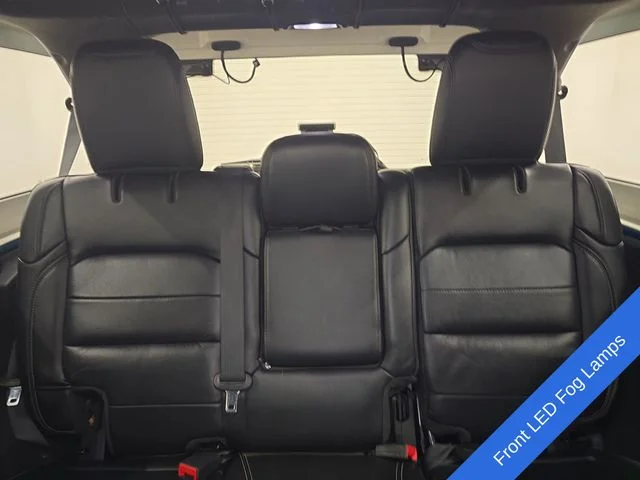 Used 2020 Bikini Pearlcoat Jeep Unlimited Sahara image 21