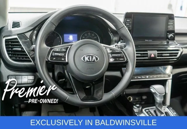 Used 2021 White Kia EX image 13
