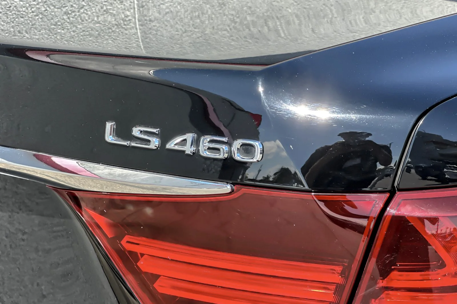 Used 2016 BLACK Lexus  image 26