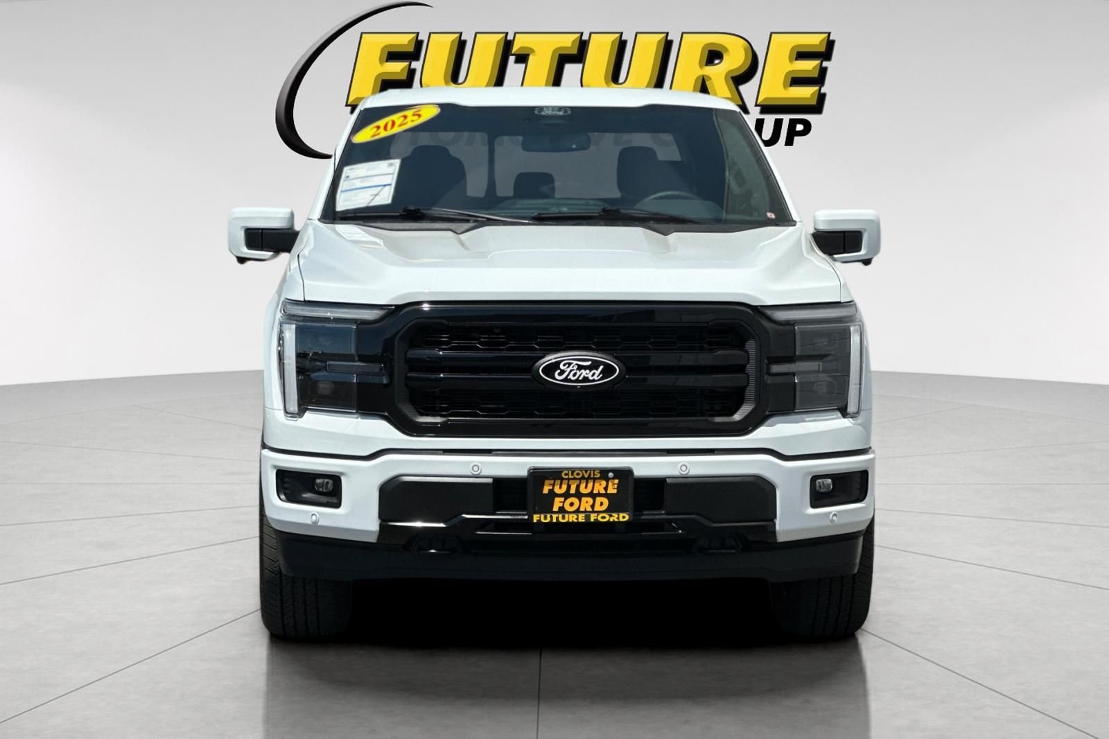 Used 2025 White Ford Lariat image 8