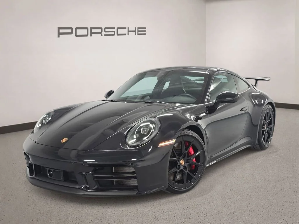 2025 Porsche 911 Carrera S Coupe's photo