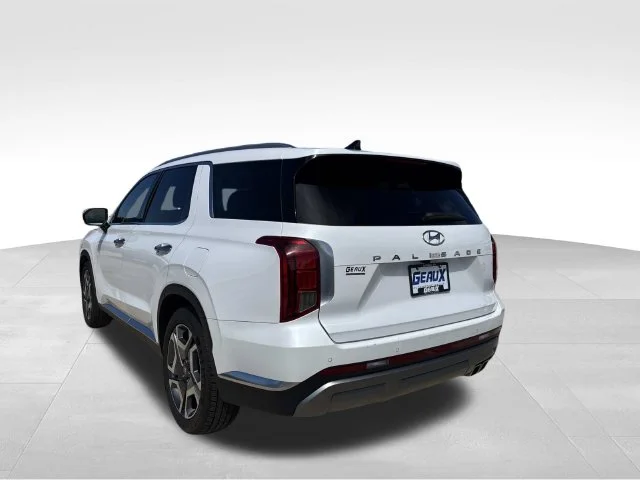 Used 2025 White Hyundai Limited image 8