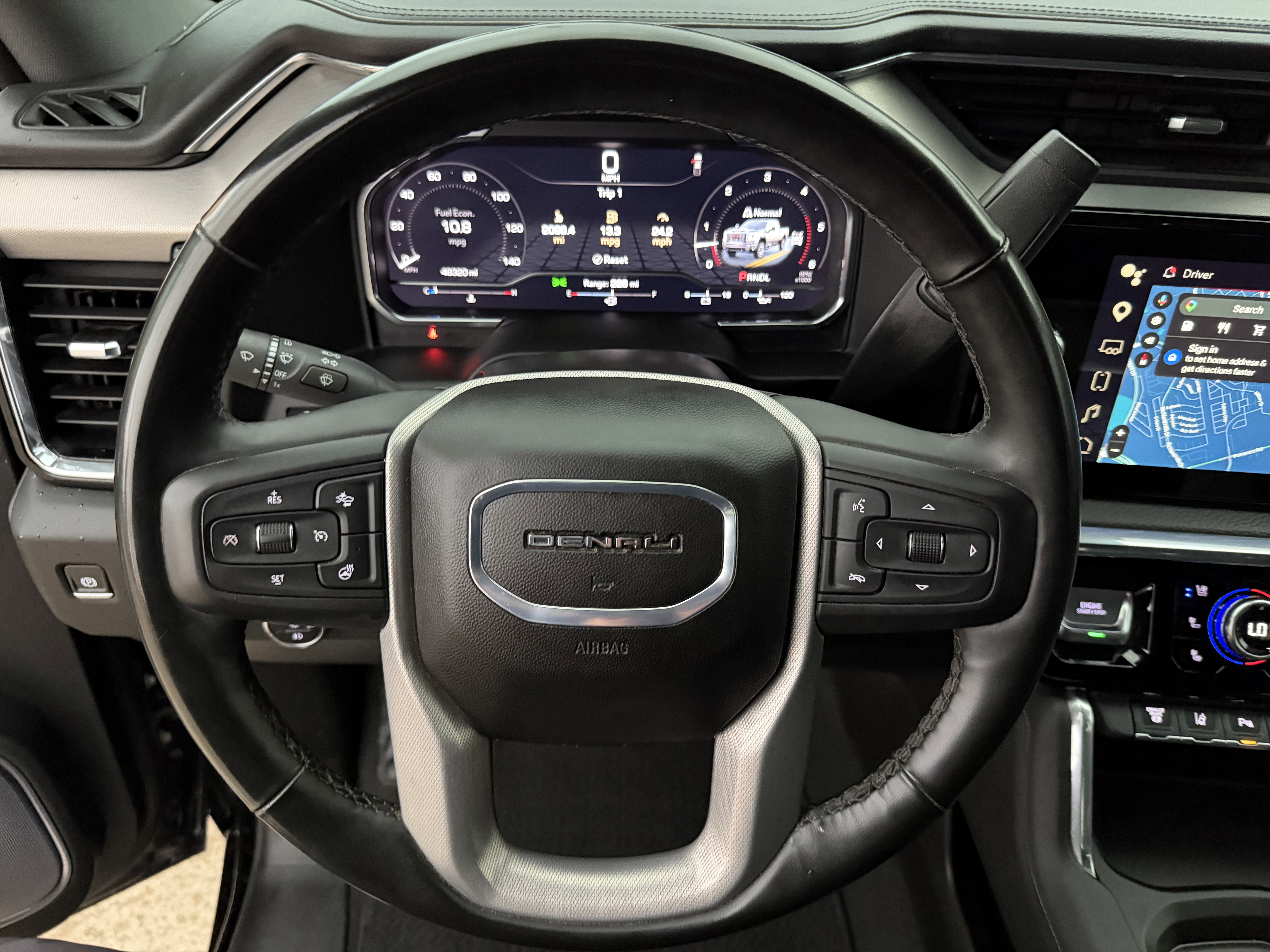 Used 2025 Onyx Black GMC Denali image 20