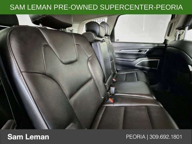 Used 2021 Black Kia LX image 26