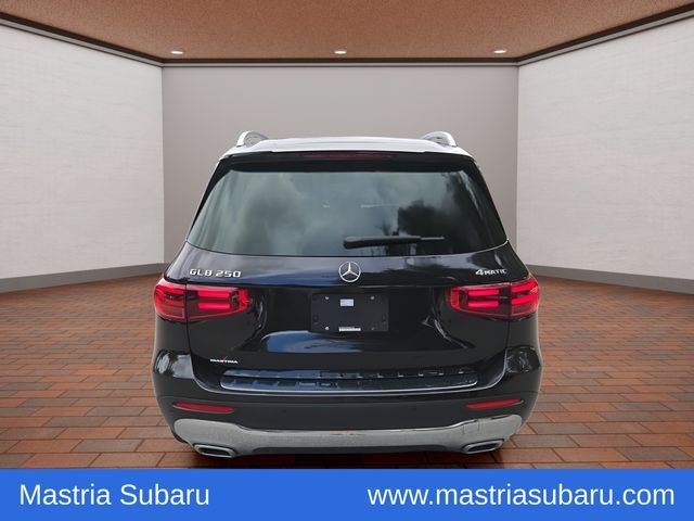 Used 2024  Mercedes-Benz GLB 250 image 28