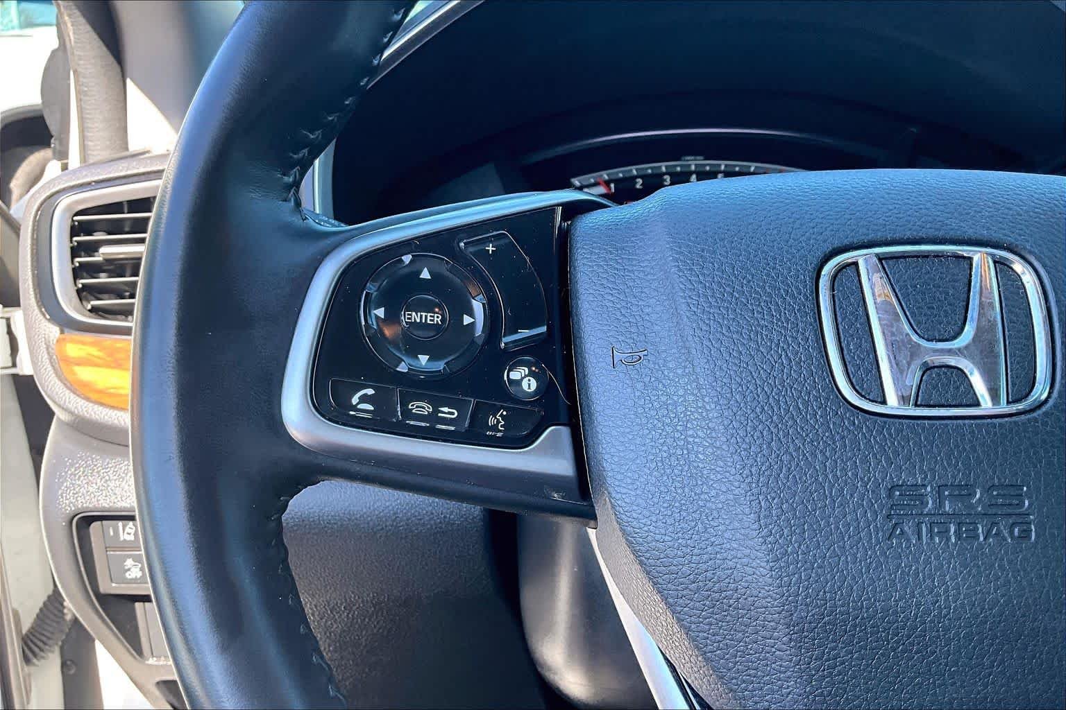 Used 2021 Platinum White Pearl Honda Touring image 24