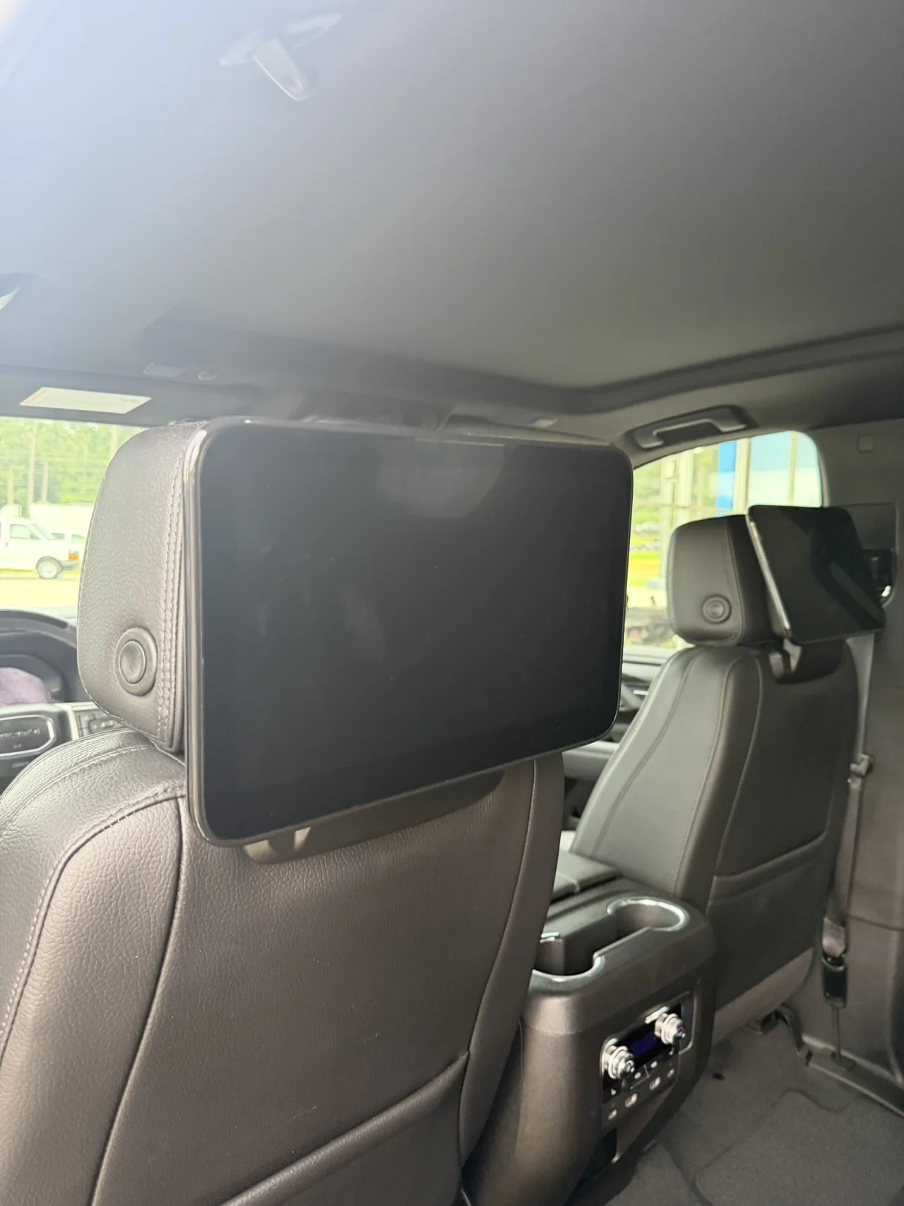 Used 2024 Onyx Black GMC Denali image 10