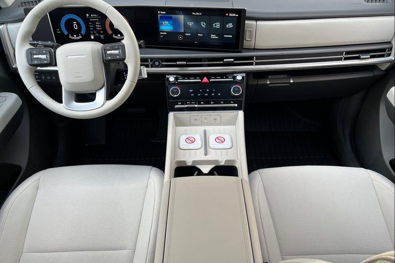 2026 Hyundai Santa Fe SE - Photo 16