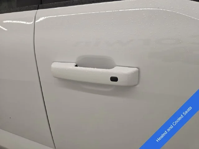 New 2026 Oxford White Ford Tremor® image 8