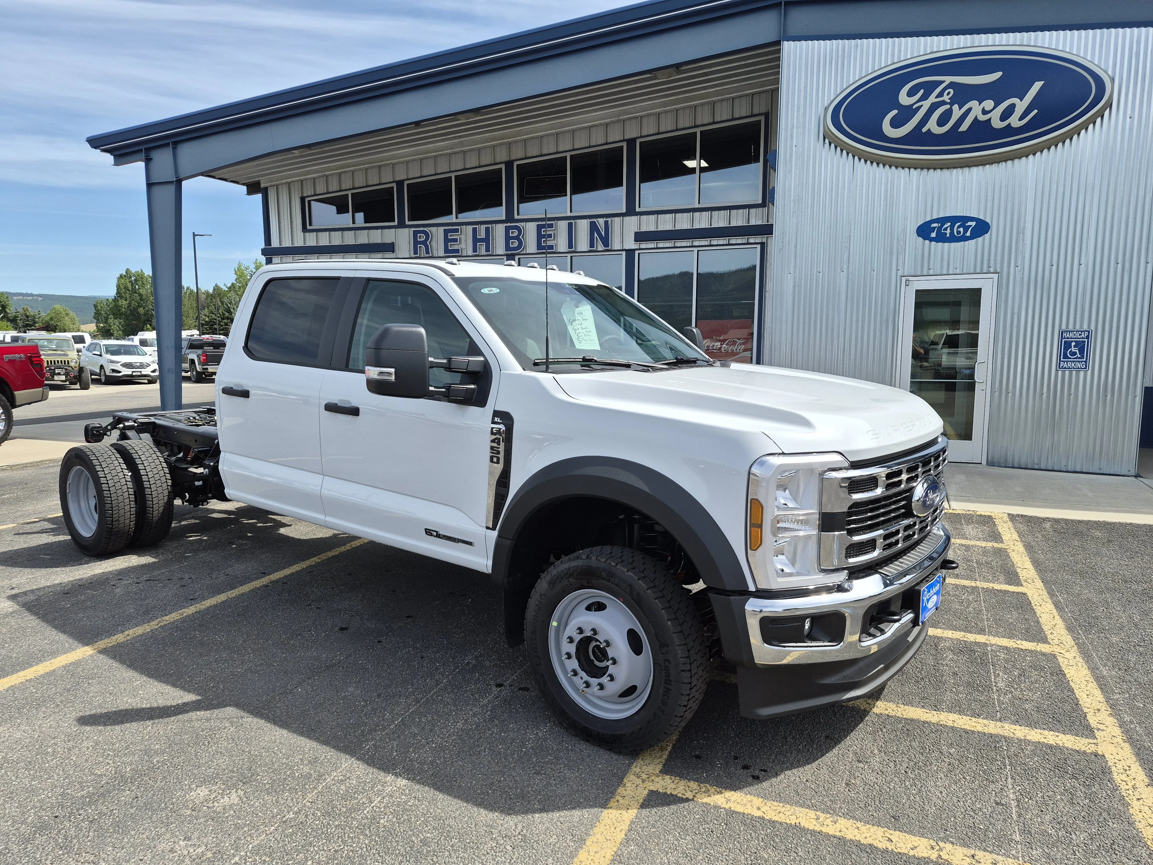 2026 Ford F-450 XL 4x4 Crew Cab 179-In DRW's photo