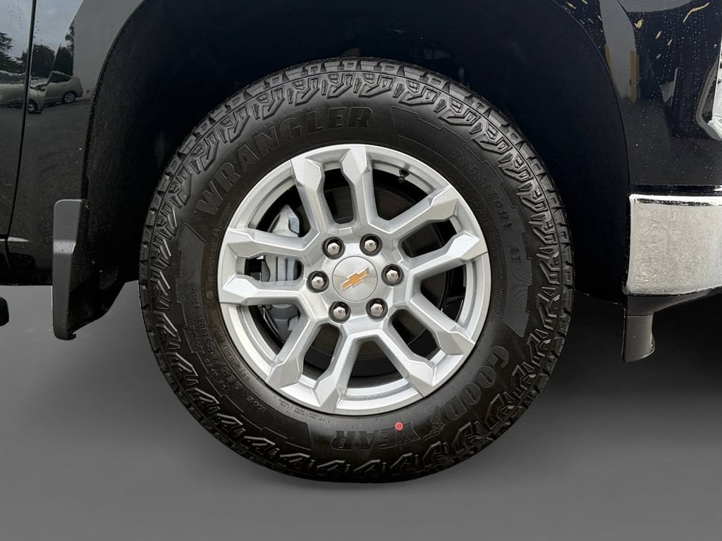 New 2026 Black Chevrolet LT image 10